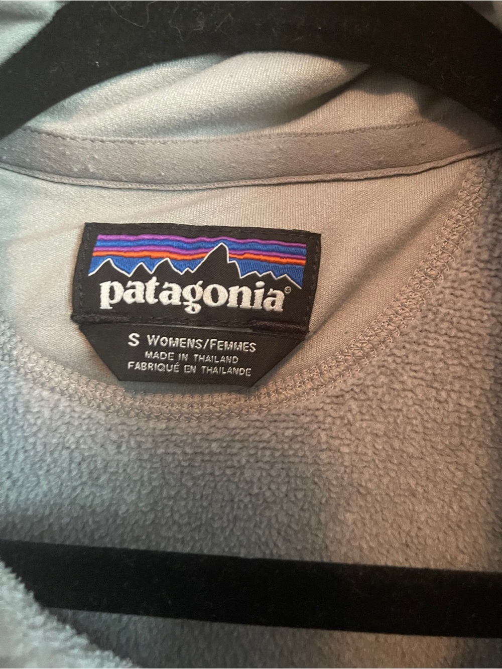 Patagonia Light Gray Women's Fleece Pullover with Multicolor Logo - Picture 2 of 3